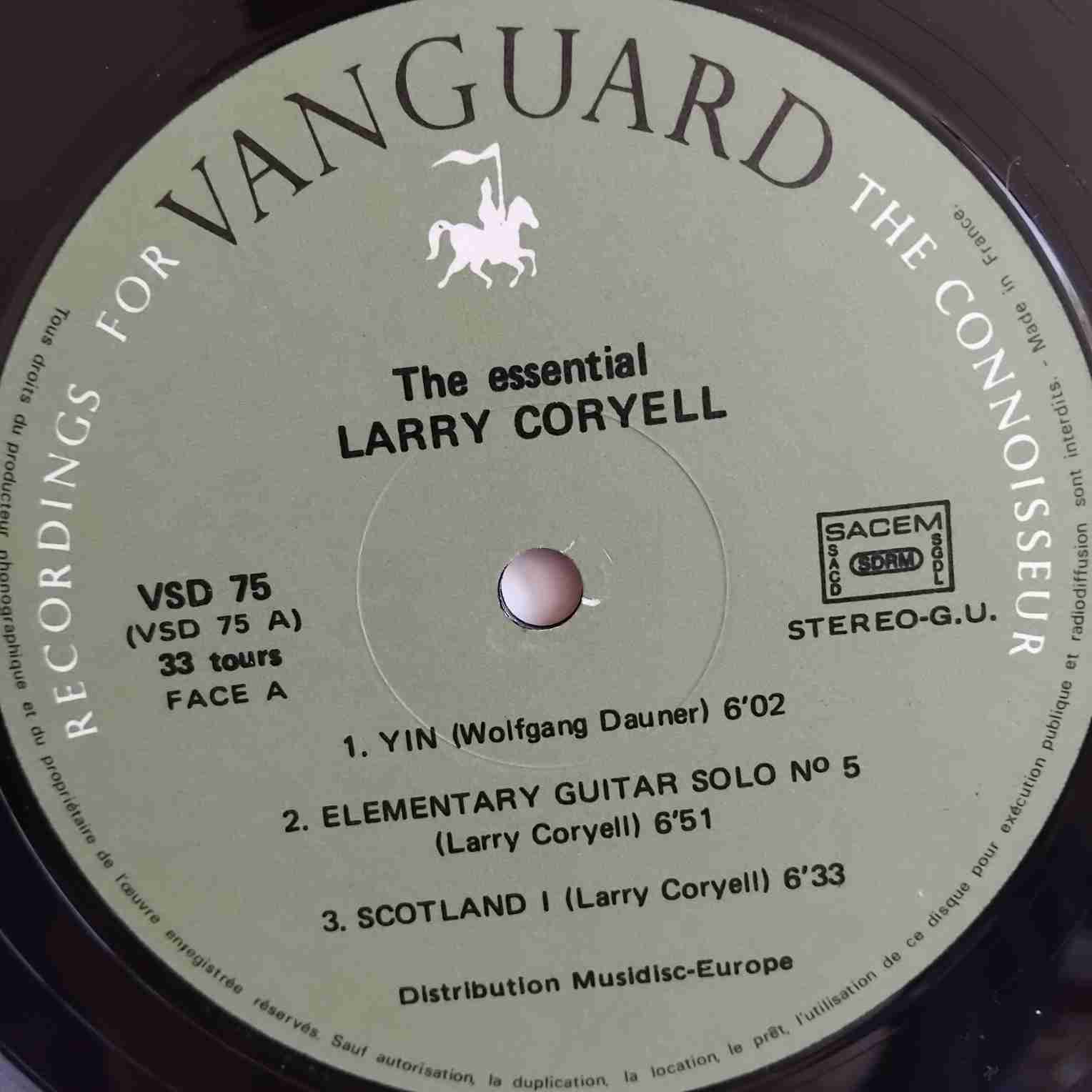 Larry Coryell – The Essential Disc VINIL 2LP - imagine 3